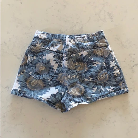 BeBop Sunflower High Rise Shorts - Picture 4 of 8